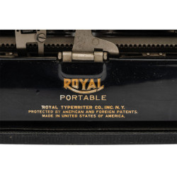 0462 ROYAL PORTABLE